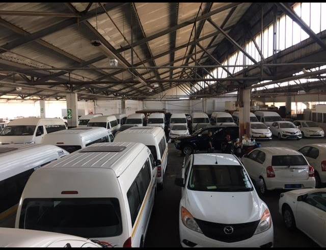 2,970M² SHOWROOM TO LET IN PAARDEN EILAND